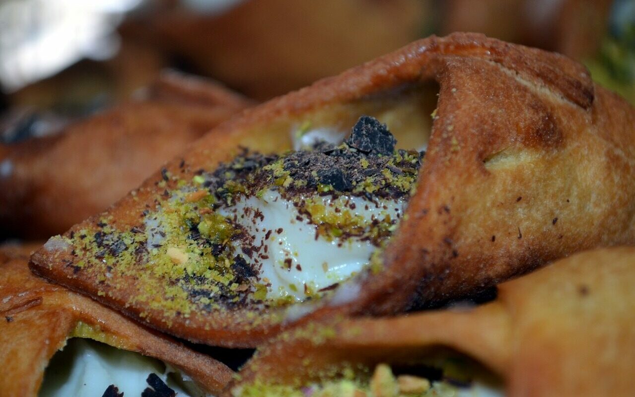 sweets, sicilian cannoli, delights, ricotta cheese, dessert, sicilian cannoli, ricotta cheese, ricotta cheese, ricotta cheese, ricotta cheese, ricotta cheese, dessert