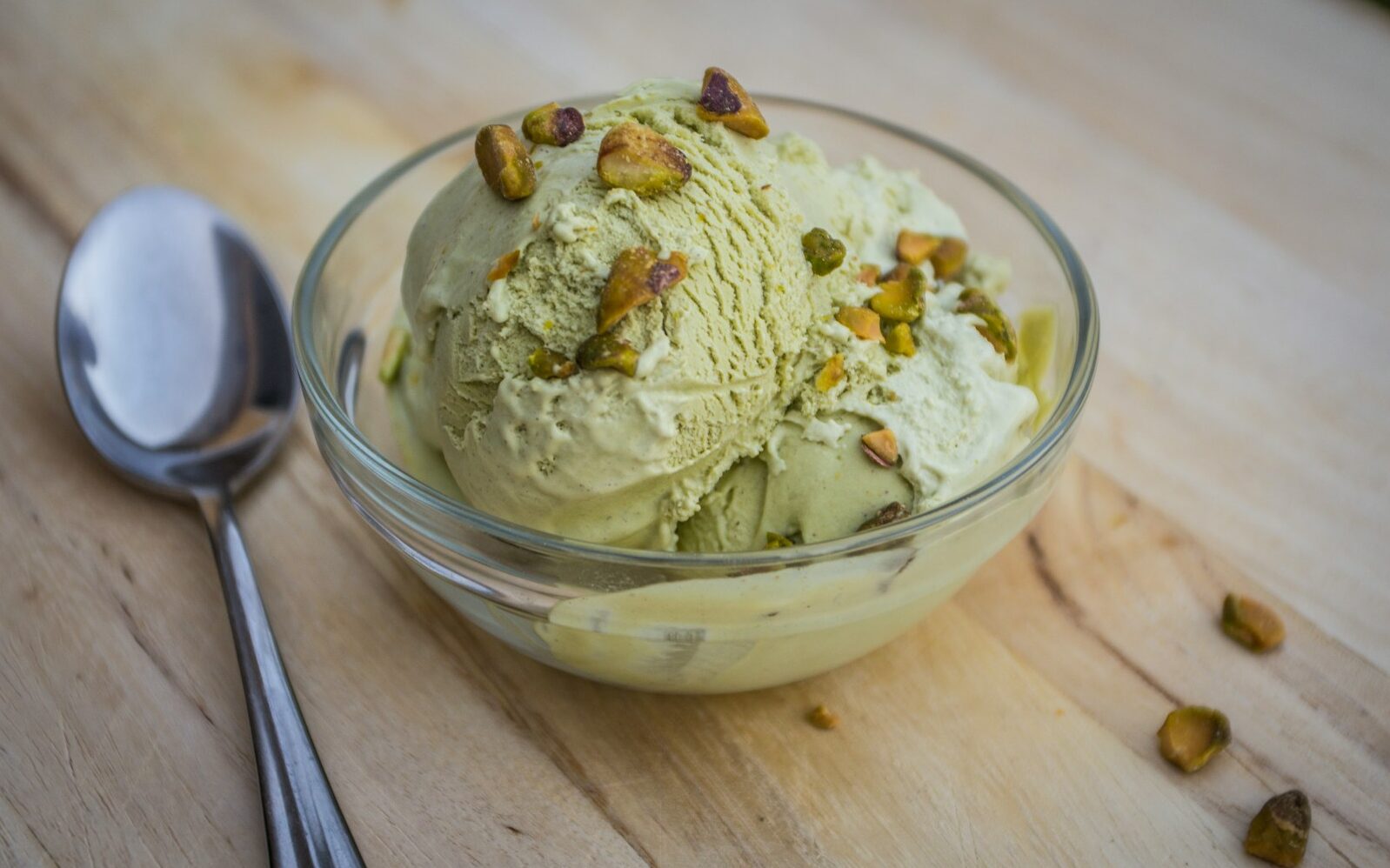 ice cream in clear glass bowl